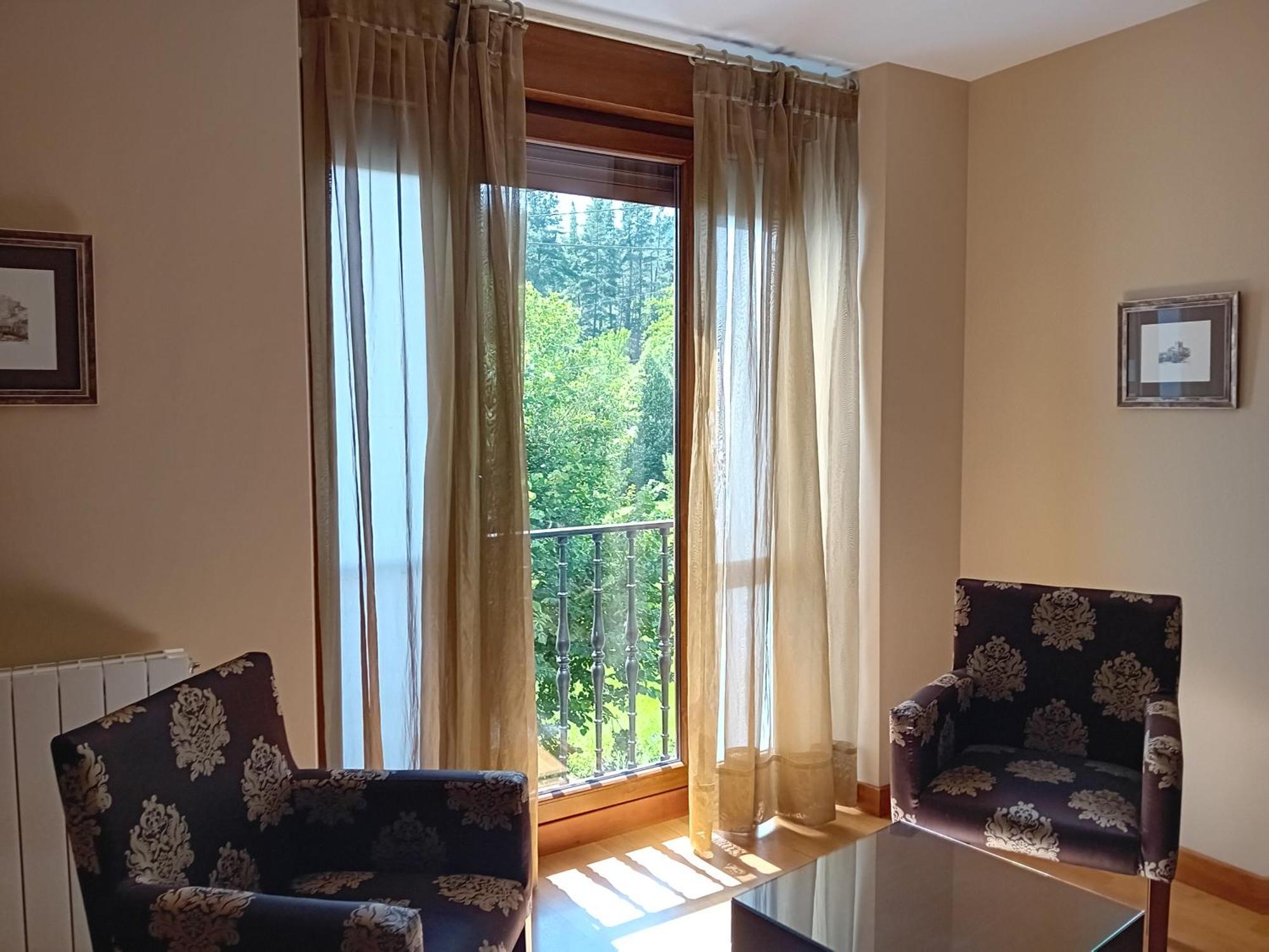 Picos De Europa Suites And Rooms Turieno Ngoại thất bức ảnh